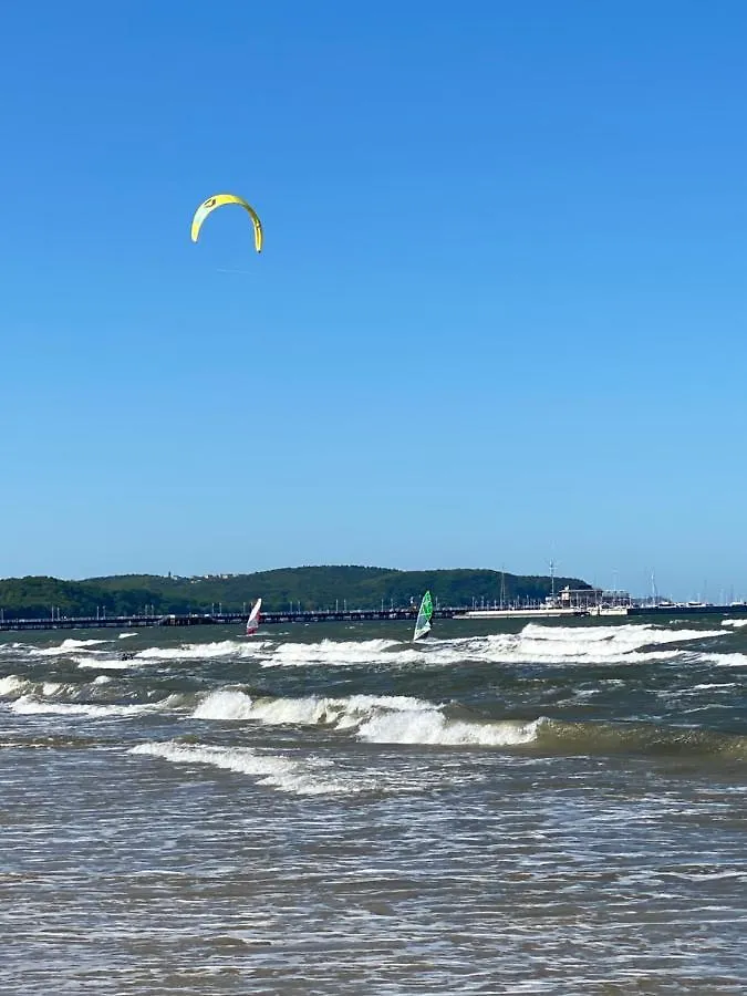 Luxury Gold Apartment Sopot 300M From The Beach بولندا