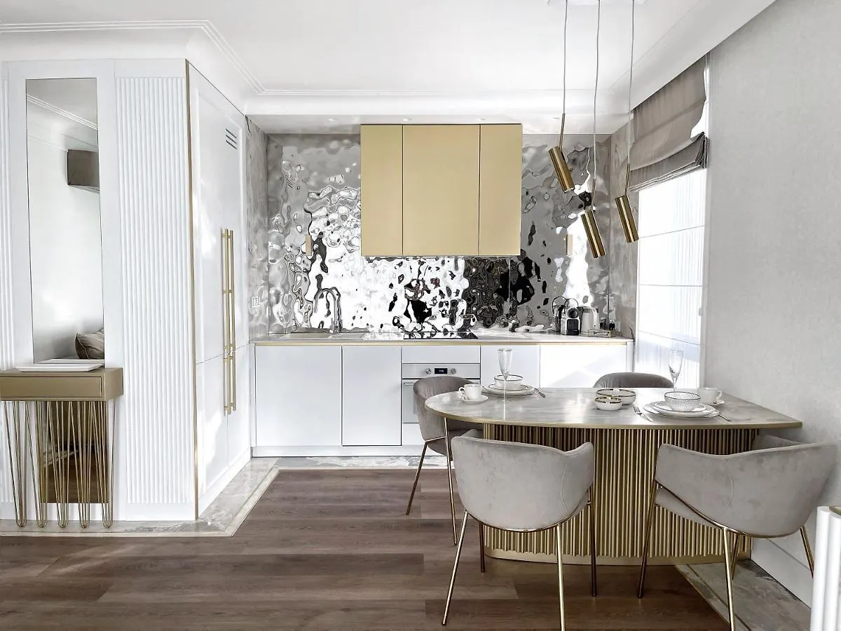 Luxury Gold Apartment Sopot 300M From The Beach